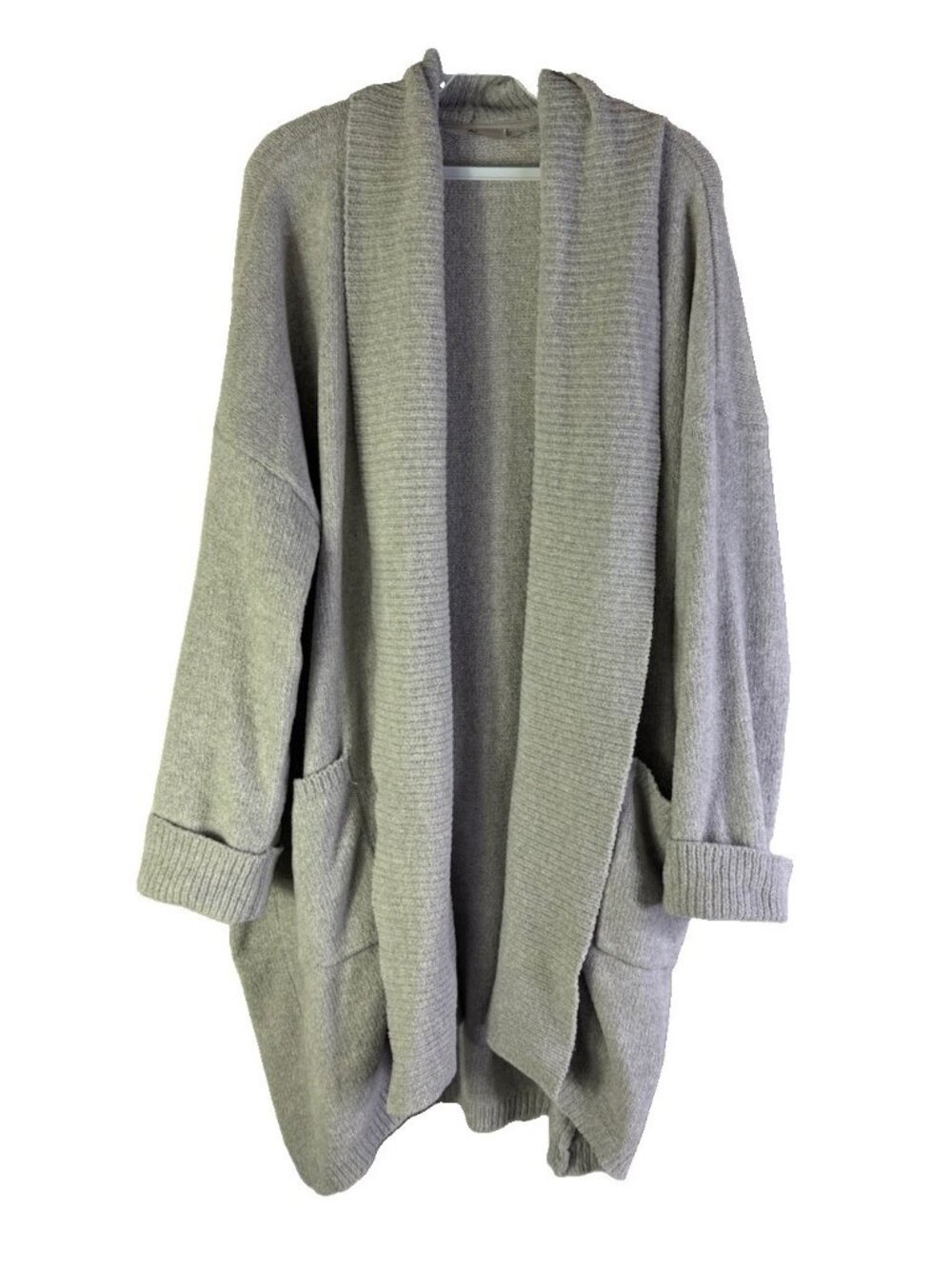 Natori Cardigan Sweater Oversized Pockets Plush Soft Gray